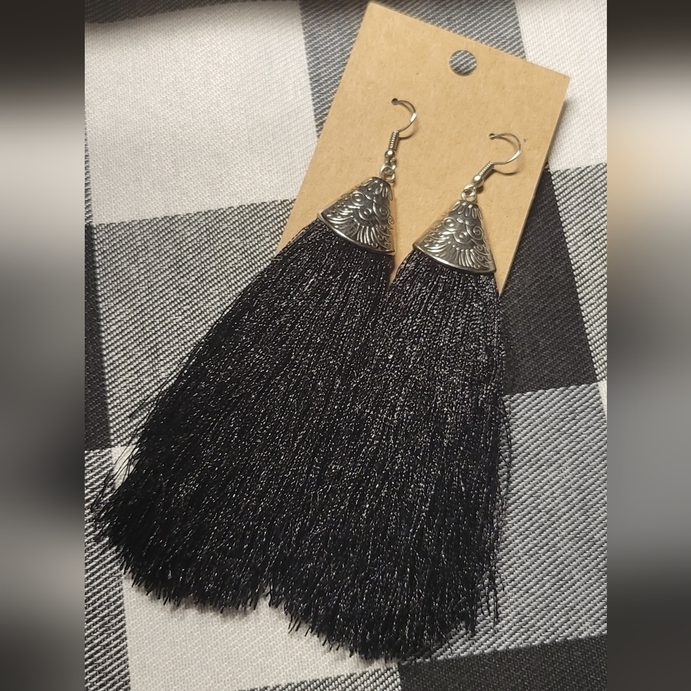 NWOT black and silver earrings with fringe